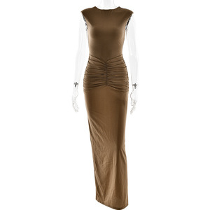 Vestido ajustado sin mangas de color liso con cuello redondo, cintura fruncida y diseño con abertura para mujer - Product Image 5