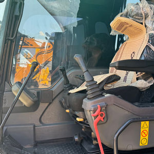 รถขุดตีนตะขาบ Volvo EC140 มือสอง สภาพดี มีเครื่องยนต์ เกียร์ ปั๊มไฮดรอลิก มอเตอร์ พร้อมใช้งาน น้ำหนักใช้งาน 14 ตัน - Product Image 4