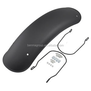 Guardabarros Delantero Universal para Motocicleta Cafe Racer Negro/Cromado para Ruedas Delanteras de 16, 17 y 18 Pulgadas - Product Image 5