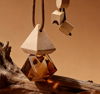 Pendentifs d'aromathérapie haut de gamme pour l'intérieur de voiture, diffuseur d'huiles essentielles, parfum longue durée, en verre, sans électricité, sans odeur