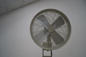 Ventilador de Pared Metálico de 24 Pulgadas, Color Negro/Plateado/Blanco, Caja de Control de Pared, OEM/ODM, Eficiente Energéticamente, 5* GAPIDF021 (KTW-2460) - Product Image 2