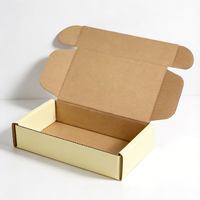 Boîte cadeau de Noël en carton ondulé kraft recyclable avec logo personnalisé, impression quadricolore, revêtement UV, emballage de présentation pour la vente au détail