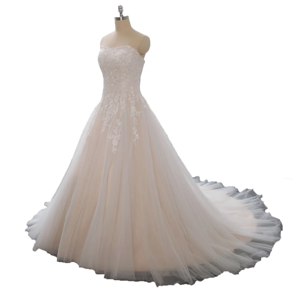 China Manufacturer 15 years blush strapless A line tulle and floral lace wedding dresses of 2021 popular designs