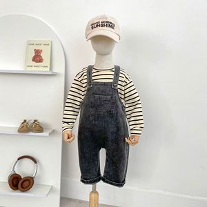 ملابس أطفال OEM ODM لخريف: طقم بناتي وأولادي كلي وكنزة من قطعتين - Product Image 2