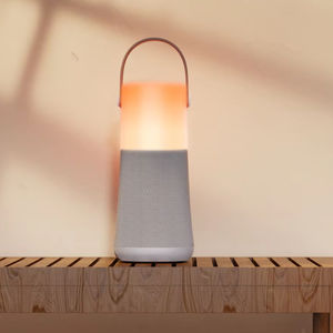 Batería recargable de gama alta con acabado dorado/negro de sincronización multihabitación, altavoces resistentes al agua para uso familiar al aire libre CE/FCC/RoHS - Product Image 1