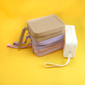 Borsa per il Trucco in Silicone Portatile di Piccole Dimensioni alla Moda con Logo Personalizzato Impermeabile Borsetta da Viaggio per <span class=keywords><strong>Donna</strong></span> - Product Image 2