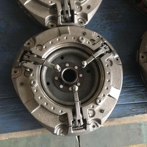 แผ่นคลัตช์รถแทรกเตอร์ Massey <span class=keywords><strong>Ferguson</strong></span> 133 140 <span class=keywords><strong>148</strong></span> 152 165r พร้อมที่ตักจากประเทศจีน สำหรับฟาร์ม อายุการใช้งานยาวนาน เครื่องยนต์อื่นๆ - Product Image 1