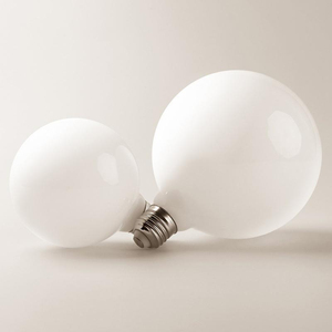 <span class=keywords><strong>Ampoule</strong></span> LED à <span class=keywords><strong>filament</strong></span> G45 vintage personnalisée, globe en verre givré, lumière chaude à intensité variable, <span class=keywords><strong>culot</strong></span> B22 pour la décoration de la maison - Product Image 3