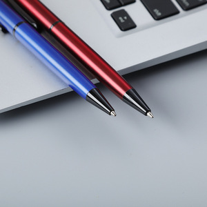 Stylo bille métallique torsadé brillant ultra-mince, personnalisable avec logo laser, luxe, pour bureau, encre à l'huile, norme européenne, vente chaude - Product Image 2