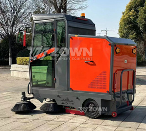 Balayeuse de sol électrique pour piste, équipement de nettoyage des rues avec moteur central, machine à laver les sols, divers scénarios - Product Image 4