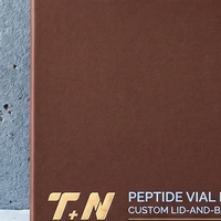 Boîte rigide personnalisée avec couvercle en chocolat pour 6 flacons de peptides, en carton éponge, impression offset, logo estampé à chaud en feuille d'or