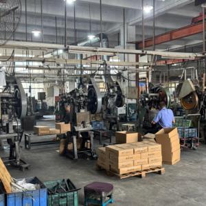 قطع معدنية مختومة مخصصة مباشرة من المصنع |   خط إنتاج آلات الضغط من الشركة المصنعة |   خدمة الختم الدقيق <span class=keywords><strong>OEM</strong></span>/ODM عالية الدقة - Product Image 5