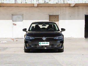 Prix de gros en Chine, nouvelle voiture Volkswagen Passat, berline automatique de luxe, essence, exportation, pneus R18 et toit ouvrant panoramique - Product Image 2