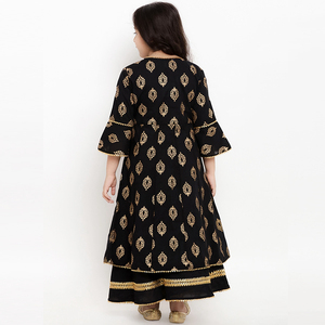Nueva Llegada de Ropa Tradicional para Niños de la India, Ropa Infantil en Línea para Niñas, Kurta Elegante a Rayas Negras con Palazzos - Product Image 4
