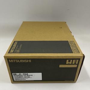 Servoamplificador de CA Mitsubishi MR-J2-350A - Product Image 1