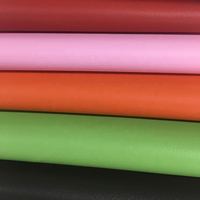 Kain Kulit Sintetis PVC Merah Kustom, Bahan Tahan Aus untuk Sofa, Furnitur, Meja, Penutup, dan Dekorasi