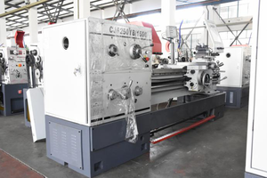 Cj6250yb/1000 מכונת מחרטה אופקי קונבנציונאלי לחיתוך מתכת קלה מכונת מחרטה ידנית קלה 1000 מ "מ מחרטה ידנית - Product Image 4