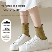 Chaussettes mi-mollet sans couture à volants et dentelle style japonais, rayées, mignonnes et tendance pour étudiantes, collection automne/hiver