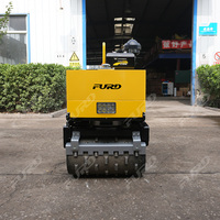 Rouleau compacteur à chenilles portable de 800 kg avec télécommande sans fil pour travaux de fondation, moteur essence/diesel