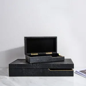 तालिका के शीर्ष बेडरूम आयोजक लकड़ी बॉक्स काले/ग्रे चमड़े आभूषण भंडारण बॉक्स