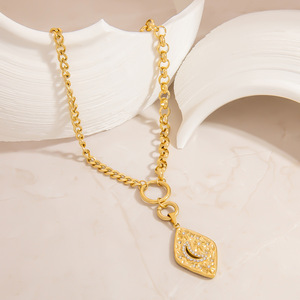 Collier chaîne claviculaire en acier inoxydable avec pendentif trèfle à quatre feuilles pour femme, bijoux de fête, design multicouche doré - Product Image 2