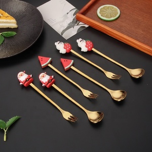 Lot de cuillères à dessert et fourchettes en acier inoxydable, motif Père Noël mignon, pour la table, cadeau de Noël ou de mariage - Product Image 4