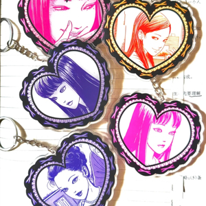 Llavero de acrílico de 10 cm de la serie de cómics de terror de <span class=keywords><strong>Junji</strong></span> <span class=keywords><strong>Ito</strong></span>, <span class=keywords><strong>Tomie</strong></span> Kawakami, adecuado para bolsos, llaves, regalos de cosplay, regalo perfecto para fans - Product Image 1