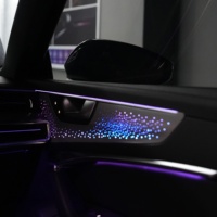Kit d'éclairage ambiant intérieur LED RGBW pour voiture avec effet de poursuite arc-en-ciel et contrôle par application mobile pour tous les modèles de véhicules