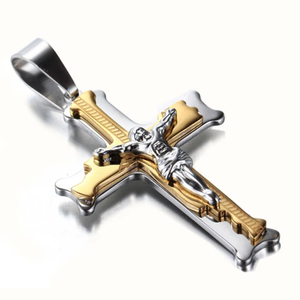 Prix d'usine – Pendentif croix de Jésus en acier inoxydable bicolore 3D avec zircone cubique, bijou tendance pour les personnes religieuses - Product Image 1