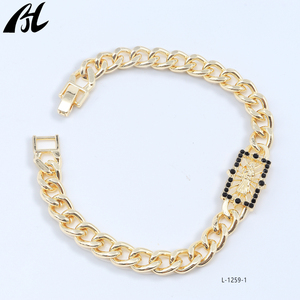 Pulsera de Eslabones Cubanos de Latón L-1259 Unisex, Bañada en Oro de 18K, con Ónix Negro y Rectángulo, Regalo de Fe con <span class=keywords><strong>la</strong></span> Virgen de <span class=keywords><strong>la</strong></span> Aparición Mexicana - Product Image 5