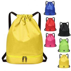 Sac à dos de voyage à cordon de serrage en polyester imperméable 2026 avec poche avant zippée pour sport, plage et gym – Cadeau promotionnel - Product Image 2