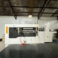 Kuchenbodenplattenmaschine Papierplattenschneidemaschine Einweg-Kartonherstellungsmaschine Gebäckplatten-Produktionsmaschine