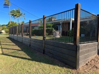 Valla de piscina de aluminio con rastrillo estándar de seguridad de piscina de Australia con durmientes
