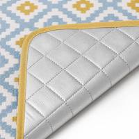 Tapis de plage pliable imperméable avec poignées de transport et sac de rangement pour pique-nique, randonnée et camping en plein air
