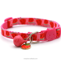Nouveaux accessoires de collier pour animaux de compagnie sangle fruits chat collier fruits cloche collier pour animaux de compagnie