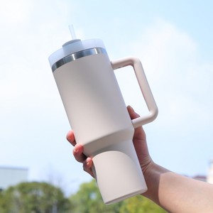 Gobelet Isotherme Double Paroi de 40oz (1200ml) en Acier Inoxydable avec Poignée, <span class=keywords><strong>Thermos</strong></span> <span class=keywords><strong>Personnalisé</strong></span> OEM, Vente en Gros Usine, pour <span class=keywords><strong>Café</strong></span> et Voyage - Product Image 3