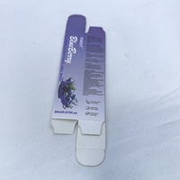 Boîtes en papier pliables personnalisées avec finition dégradée violette et motif de fruits pour l'emballage de vaporisateurs buccaux et de produits de soin de la peau
