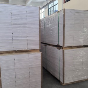 <span class=keywords><strong>3mm</strong></span> 15mm 18mm 25mm 中国工場製 堅牢で安定した品質のPVCフォームボードシート 看板、家具、建設用 - Product Image 3