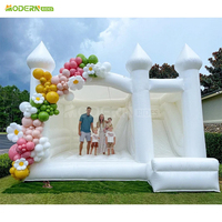 Château gonflable de mariage blanc élégant pour parc gonflable