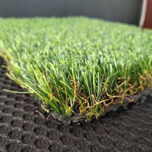 Yüksek kalite 50mm kazık yüksekliği suni çim futbol peyzaj futbol spor uygulaması için yeşil sentetik çim koyarak - Product Image 3