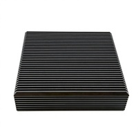 Boîtier d'ordinateur Mini-ITX en aluminium OEM avec refroidissement latéral, radiateur préinstallé, ports USB avant, moule privé, stock, configurations personnalisées