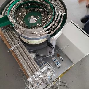 ระบบเครื่องป้อนสกรูแบบอัตโนมัติแบบกำหนดเองพร้อมเครื่องป้อนแบบสั่นสะเทือนราคาประหยัด - Product Image 5