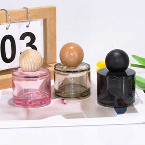 Botella de perfume de vidrio con caja de regalo, venta al por mayor, 30ml, 50ml, botella <span class=keywords><strong>Erfume</strong></span>, botella de Perfume multicolor de vidrio vacía moderna, Spray de lujo - Product Image 3