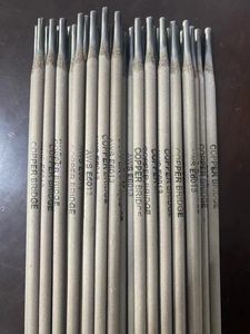 Venta de bajo <span class=keywords><strong>precio</strong></span> Varilla de soldadura de acero al carbono de alto rendimiento Menos electrodos de soldadura de salpicaduras para fábrica - Product Image 5