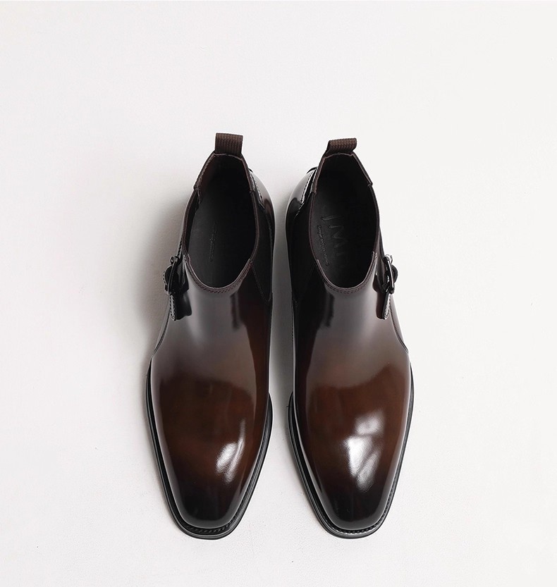 สีน้ำตาล