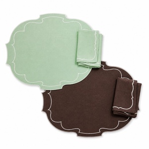 Sets de table classiques en coton avec serviettes en vert et brun, forme irrégulière, pour la décoration de table, lavables en machine - Product Image 1