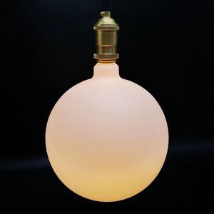 Nouvelle conception, style européen, <span class=keywords><strong>ampoule</strong></span> LED à filament à grande intensité lumineuse, R160 <span class=keywords><strong>E27</strong></span>, dimmable, verre en porcelaine, 6W, <span class=keywords><strong>ampoule</strong></span> LED Edison - Product Image 3