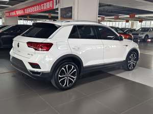 Venta Caliente <span class=keywords><strong>2022</strong></span> Auto Usado en Buenas Condiciones vw <span class=keywords><strong>T</strong></span>-<span class=keywords><strong>ROC</strong></span> 280TSI 2WD Gasolina de Segunda Mano 5 Puertas 5 Plazas SUV Volante a la Izquierda - Product Image 4