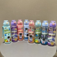 Gobelets en plastique de 700ml avec pailles, infuseur de fruits écologique, corde de transport d'eau pour le camping pour enfants et enfants