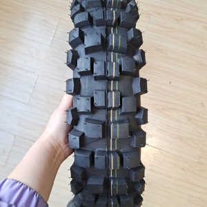 Systèmes de carrosserie de moto, pièces et accessoires de moto, pneu de moto 110/90-18 - Product Image 2